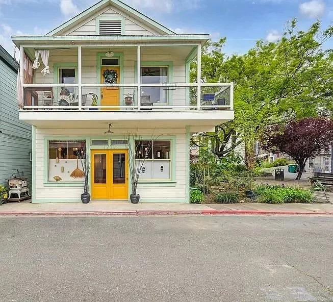 The 1905 Miyazaki Bathhouse in Walnut Grove, CA - $599,900