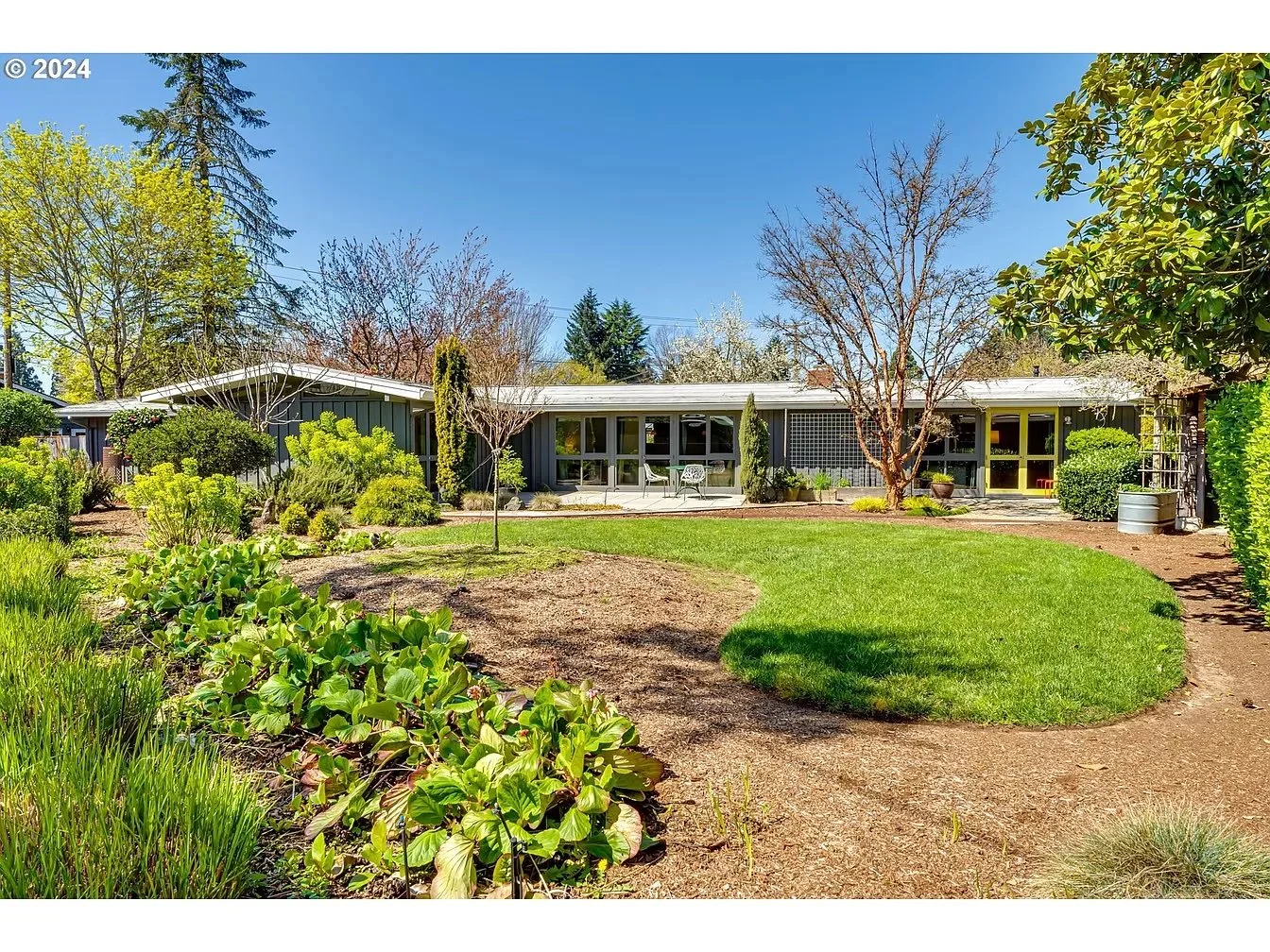 A 1957 Cliff May Design + ADU - $695,000