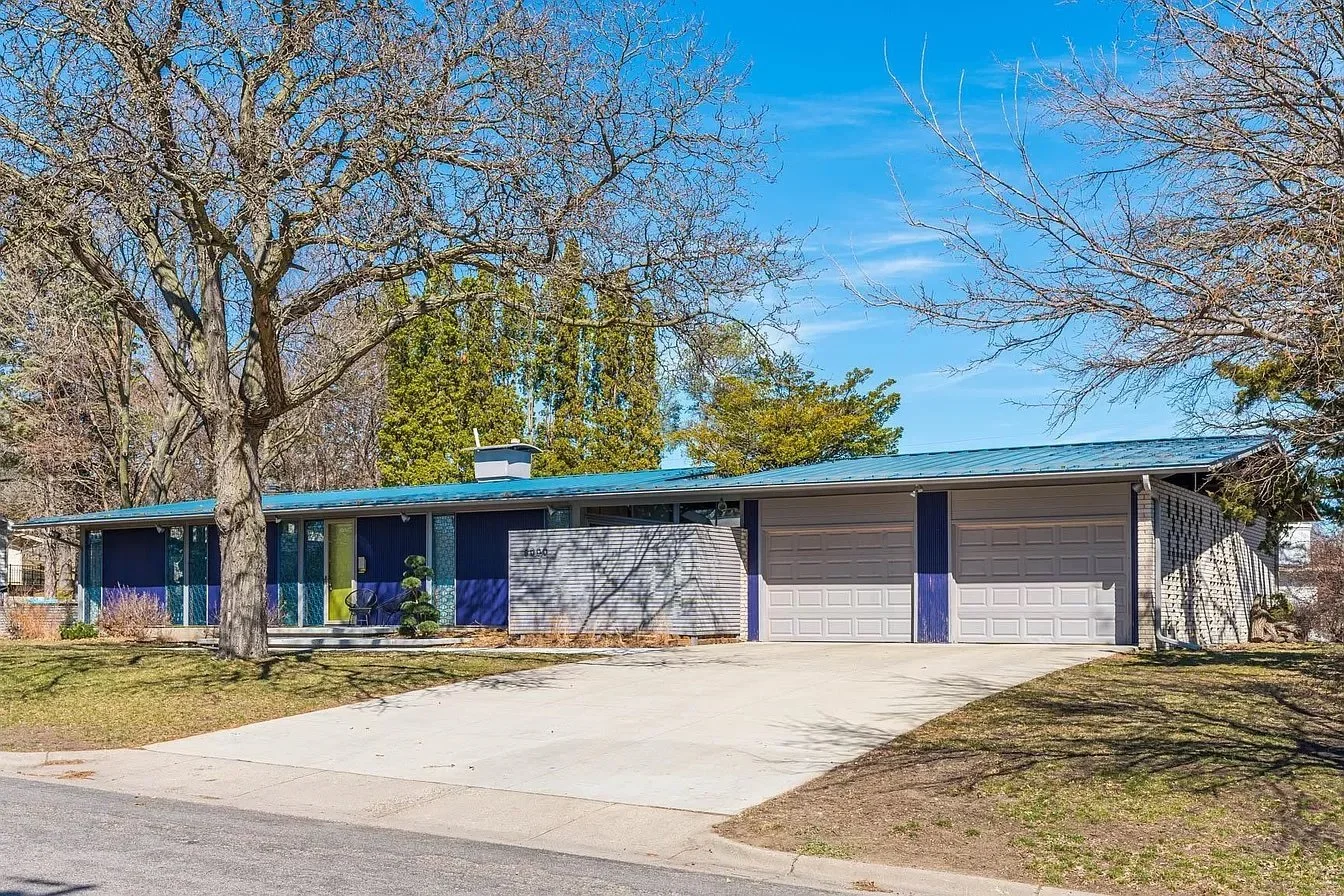 A 1958 MCM Built by Aluminum Company of America