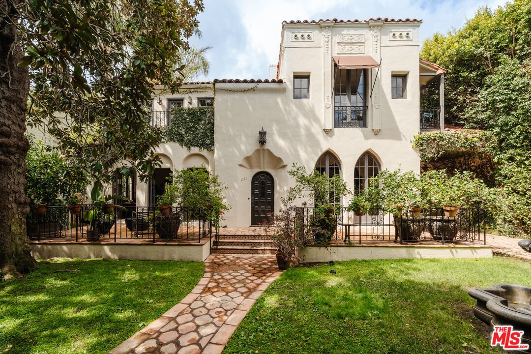 A 1925 Louis Kons &amp; Brim Design - $3,850,000