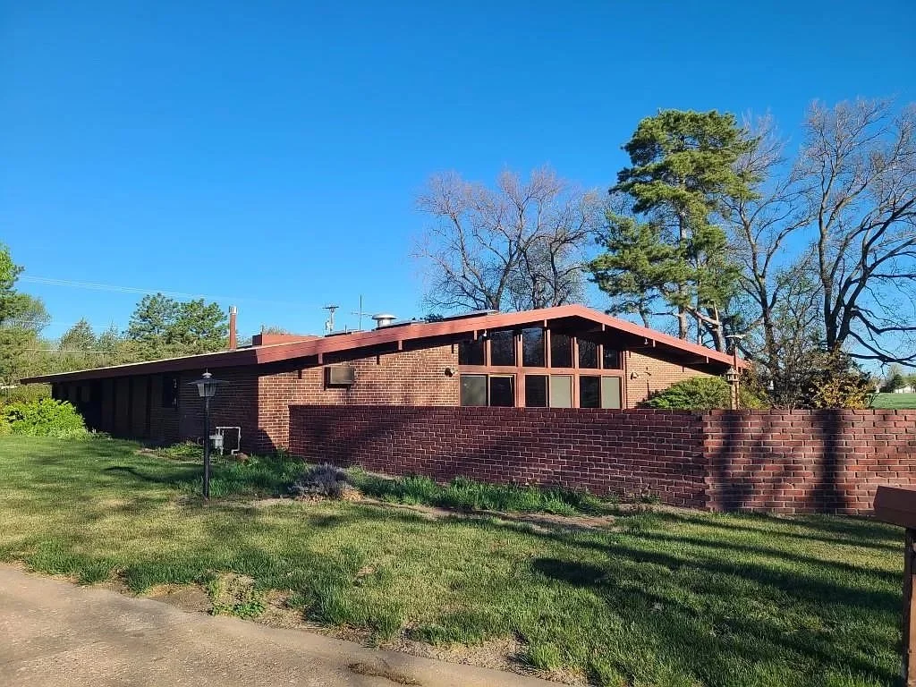 A Dale Hoag Design in Lindsborg, KS - $420,000