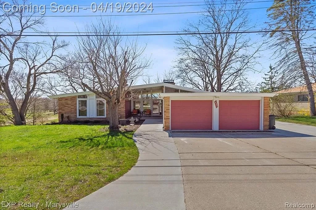 1.4 Acres in Fort Gratiot, MI - $399,000