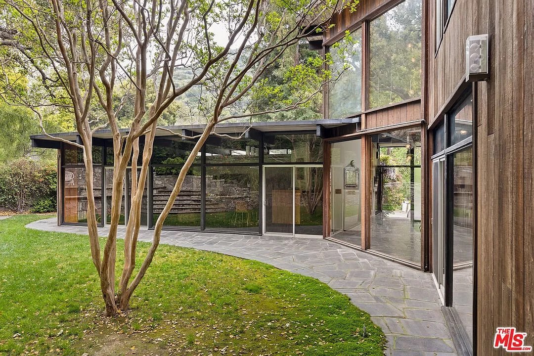 A Mid-Century Home in L.A. - $2,950,000