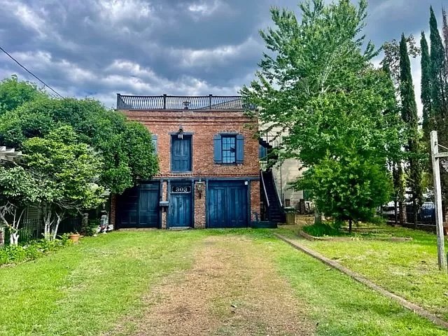 An 1839 Fire Station in Natchez, MS - $350,000