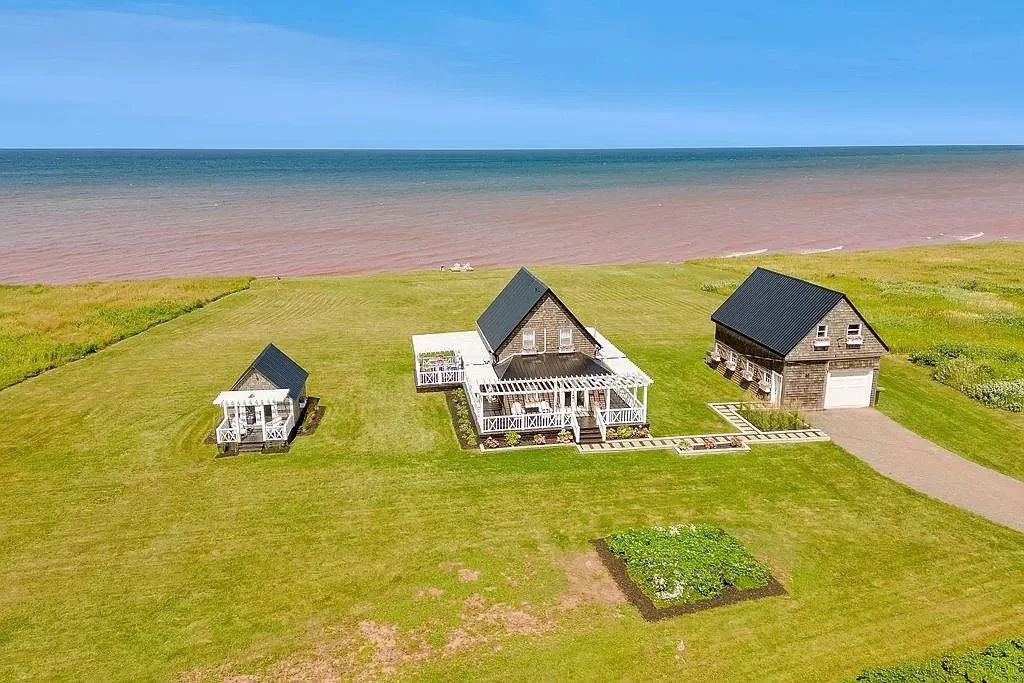 1.4 Acres in Saint Lawrence, PE - C$668,000