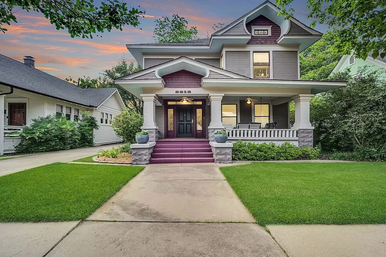 An Updated 1913 Home in Fort Worth - $725,000