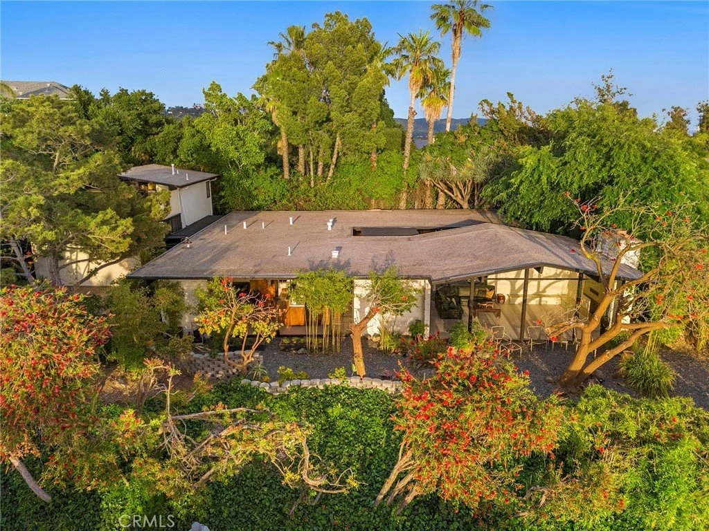 The 1962 Leonhardt Residence - $1,850,000