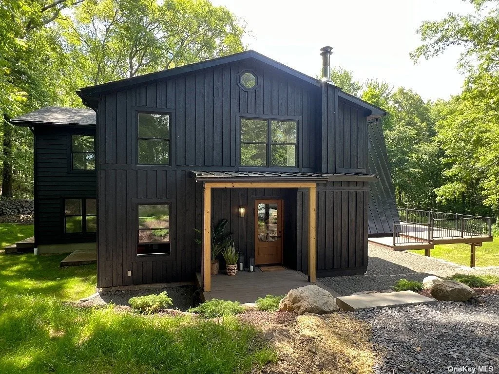 Over an Acre in New Paltz, NY - $975,000