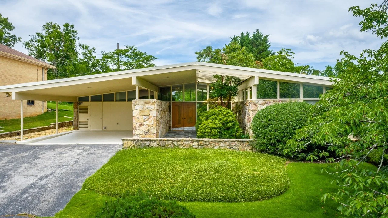 A Mid-Century Modern Design in Chattanooga - $650,000