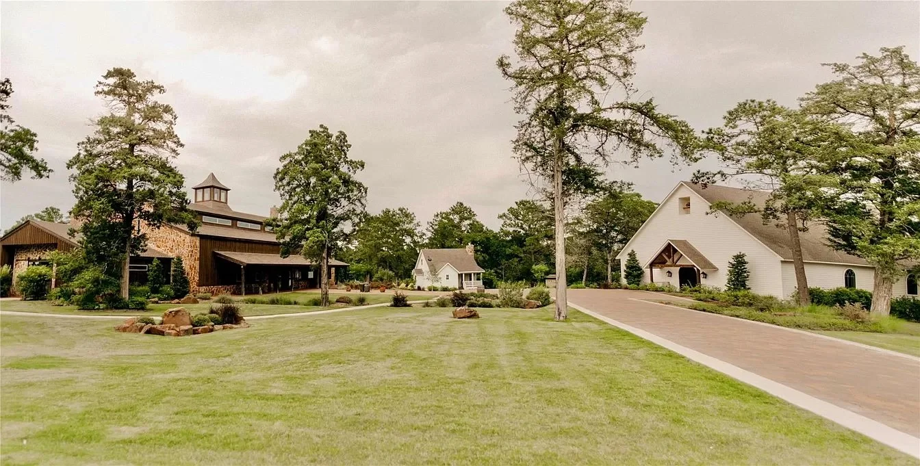 Over 22 Acres in New Ulm, TX - $3,300,000