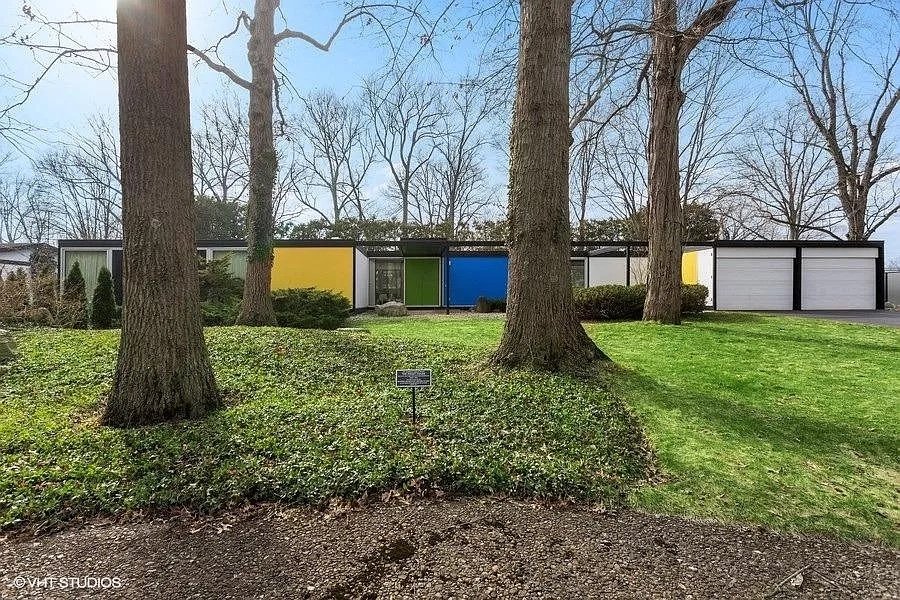 A Mid-Century Modern Style in Michigan City, IN - $925,000