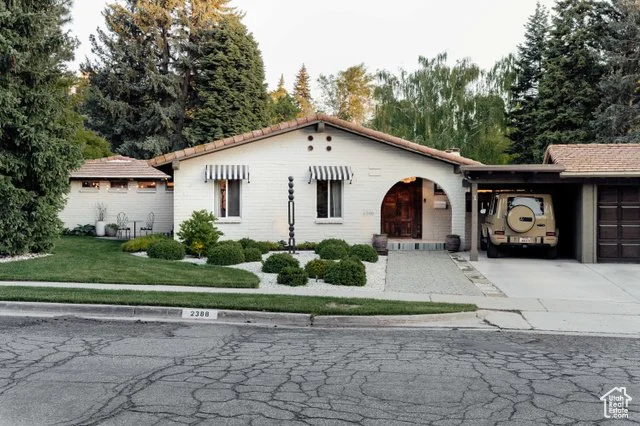 A Mix of Patterns in SLC - $2,755,500