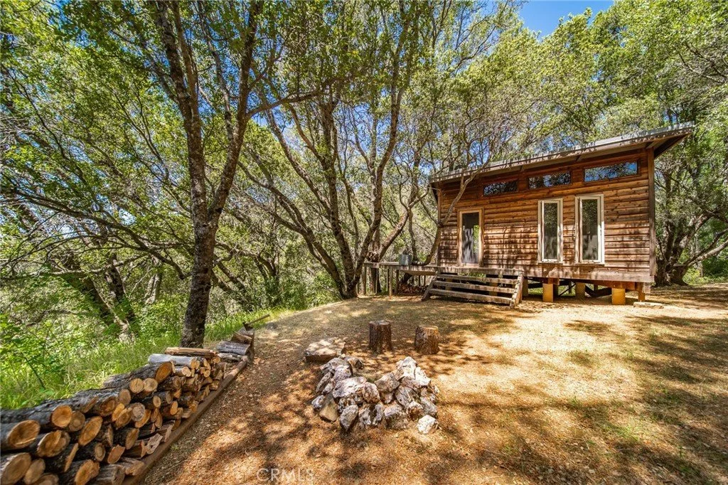 80 Acres in Midpines, CA - $450,000