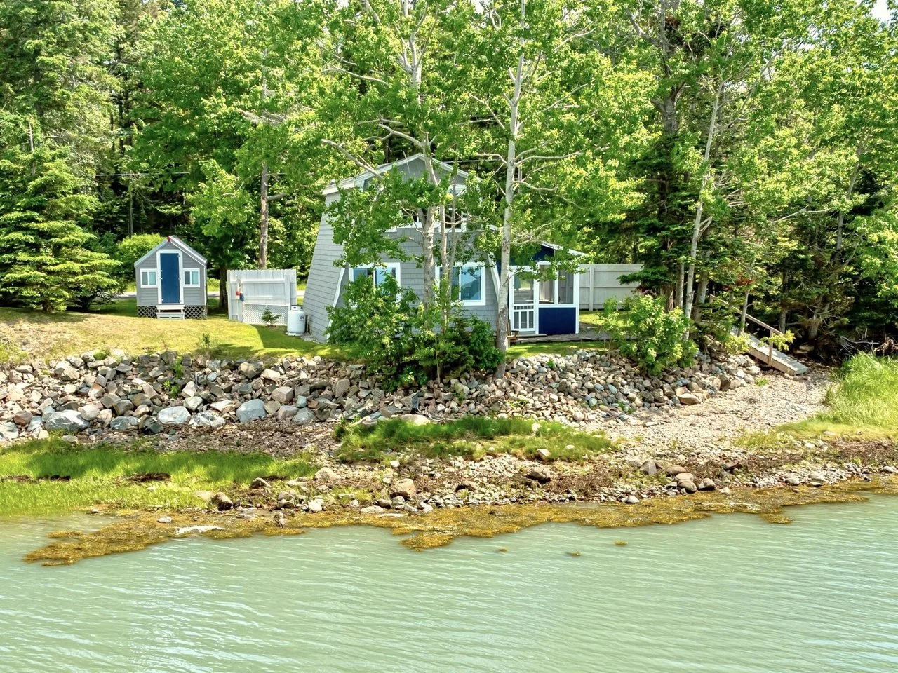A 3 Seasons Cottage in Millbridge, ME - $249,500
