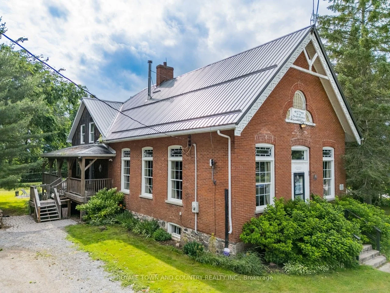 The 1897 Valentia Schoolhouse - C$1,095,000