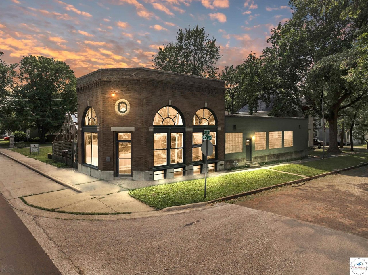 The Former Archias Seed Building in Sedalia, MO - $395,000