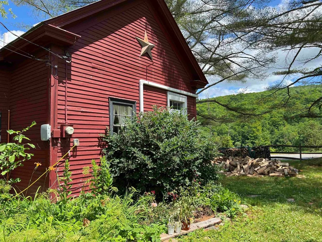 The 1850's Locus Creek School House - $249,000