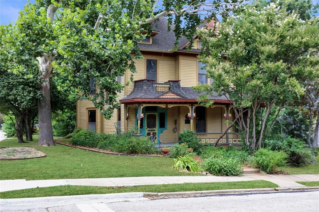 The Heard Residence in McKinney, TX - $750,000
