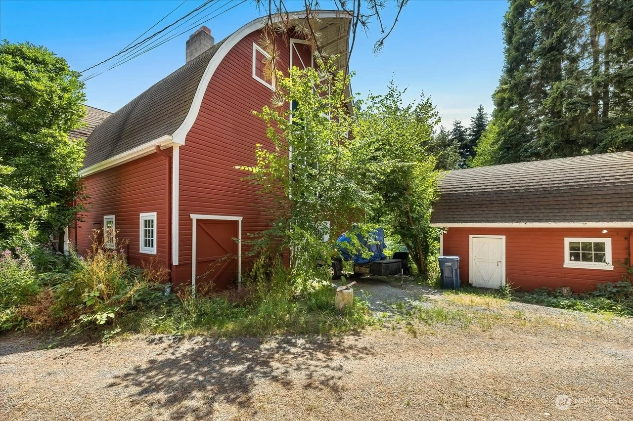 3.2 Acres in Woodinville, WA - $2,500,000