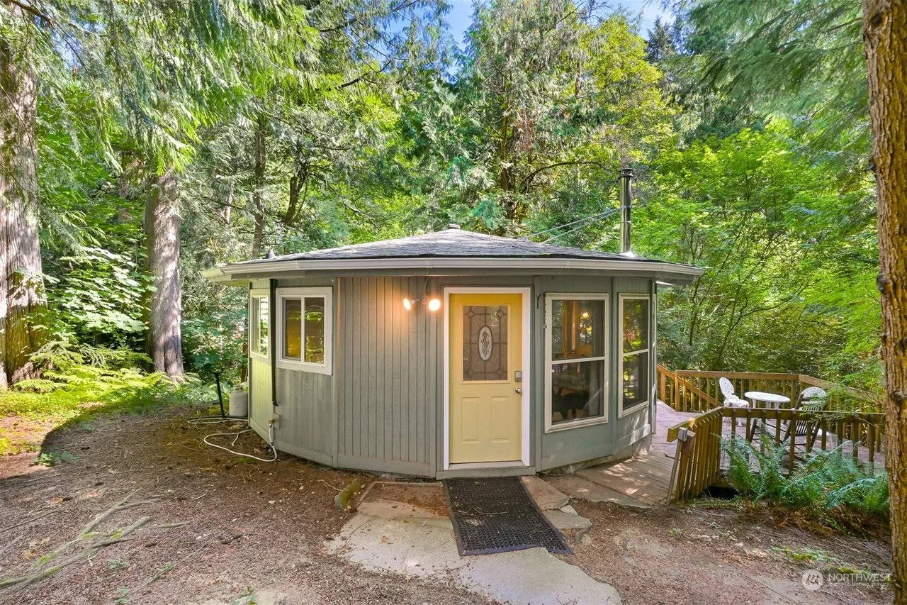 A Round Home in Bellingham, WA - $325,000