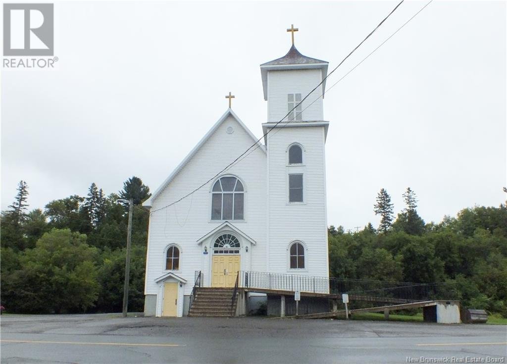 Over an Acre in Bath, NB - C$200,000