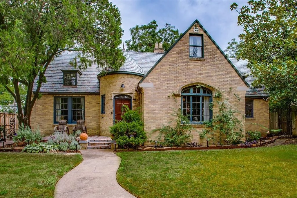 A 1931 Tudor in Kessler Park, Dallas - $1,295,000