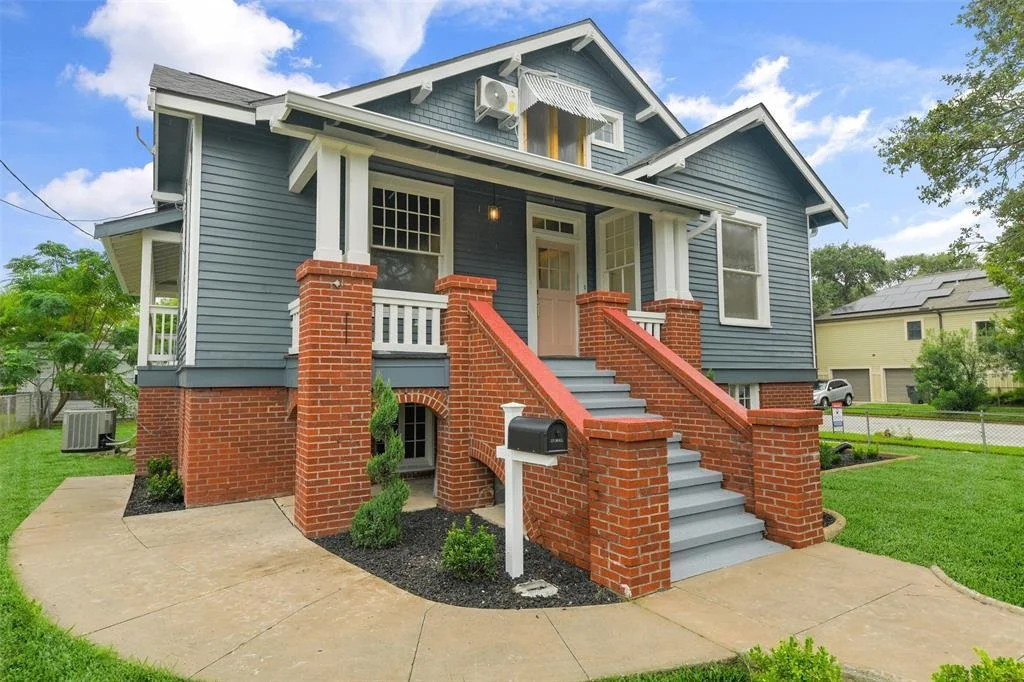 A 1914 Craftsman in Galveston, TX - $499,000