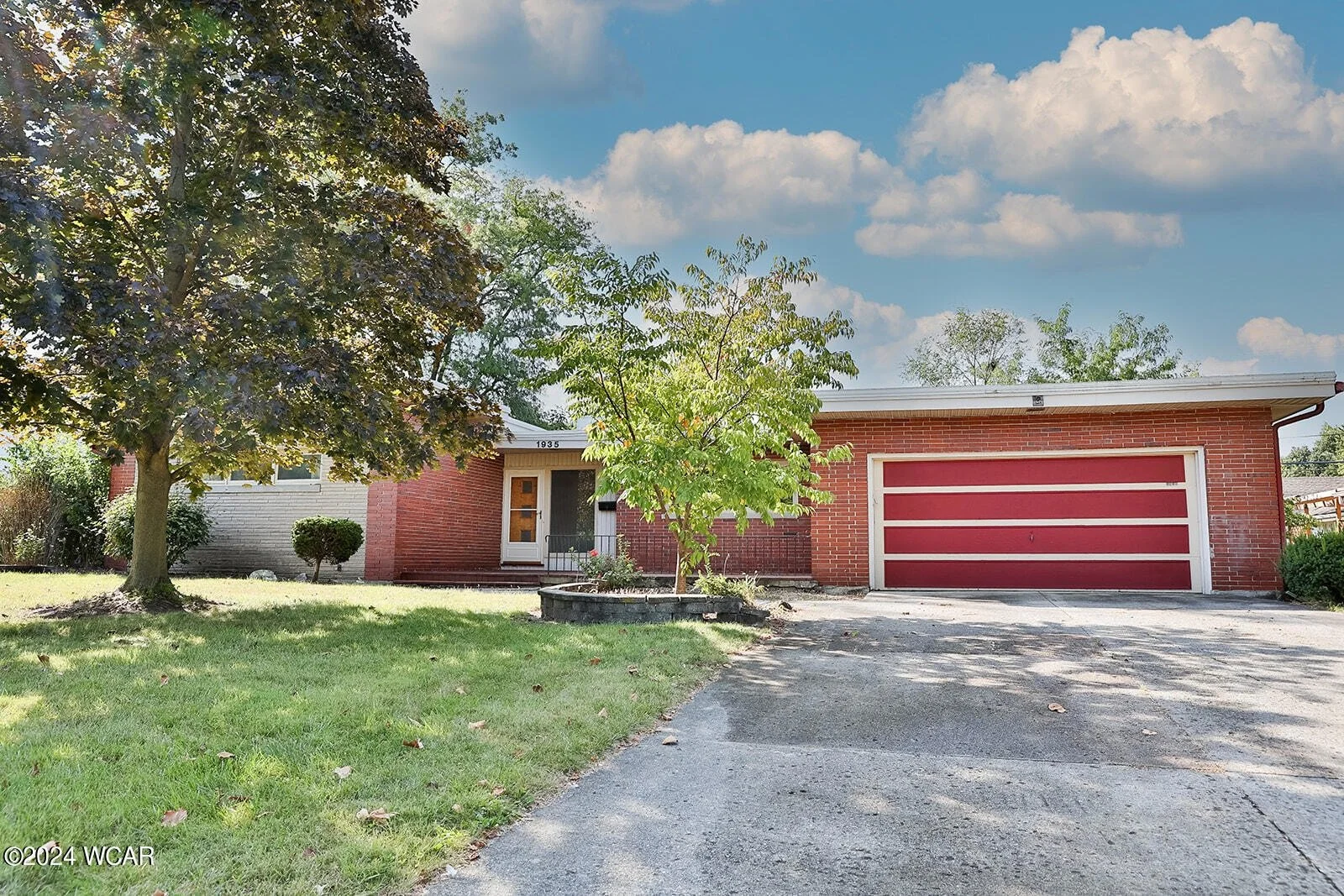 A Mid-Century Home in Lima, OH - $274,900