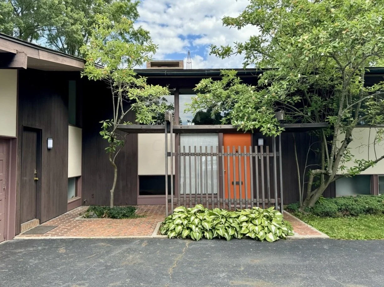 A Mid-Century Modern in Newark, OH - $495,000