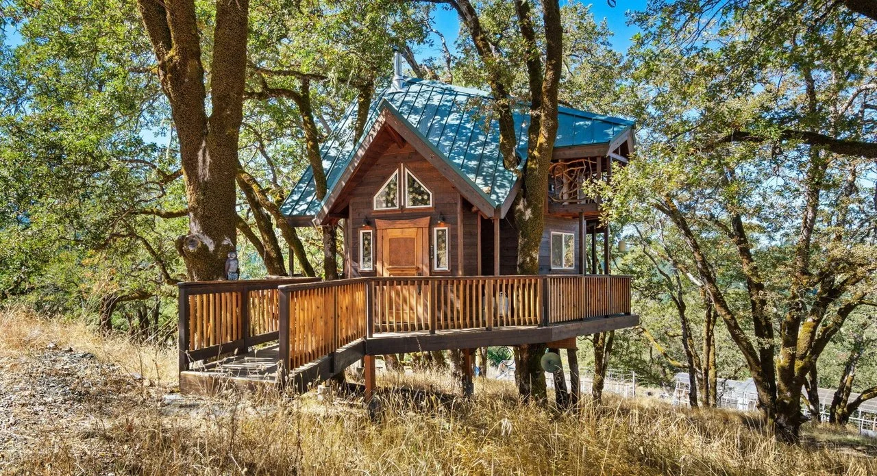 20 Acres in Bridgeville, CA - $359,000