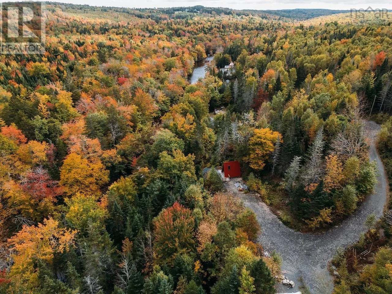 1.5 Beautiful Acres in Lunenburg, NS - C$120,000