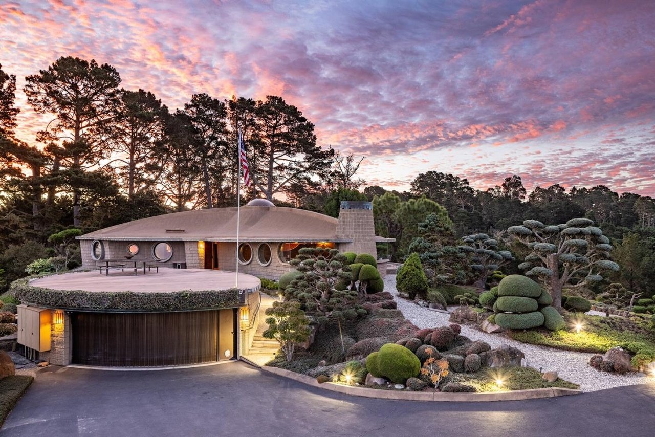 A Mark Mills Design on Over 9 Acres - $6,789,000