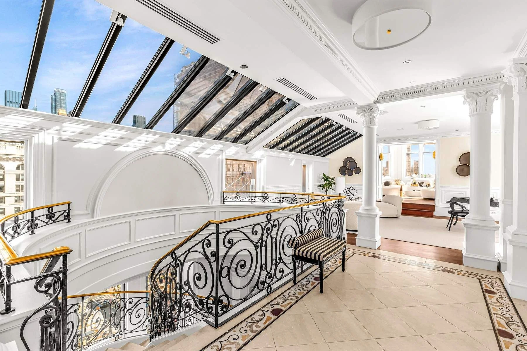 A Penthouse in NYC - $25,000,000
