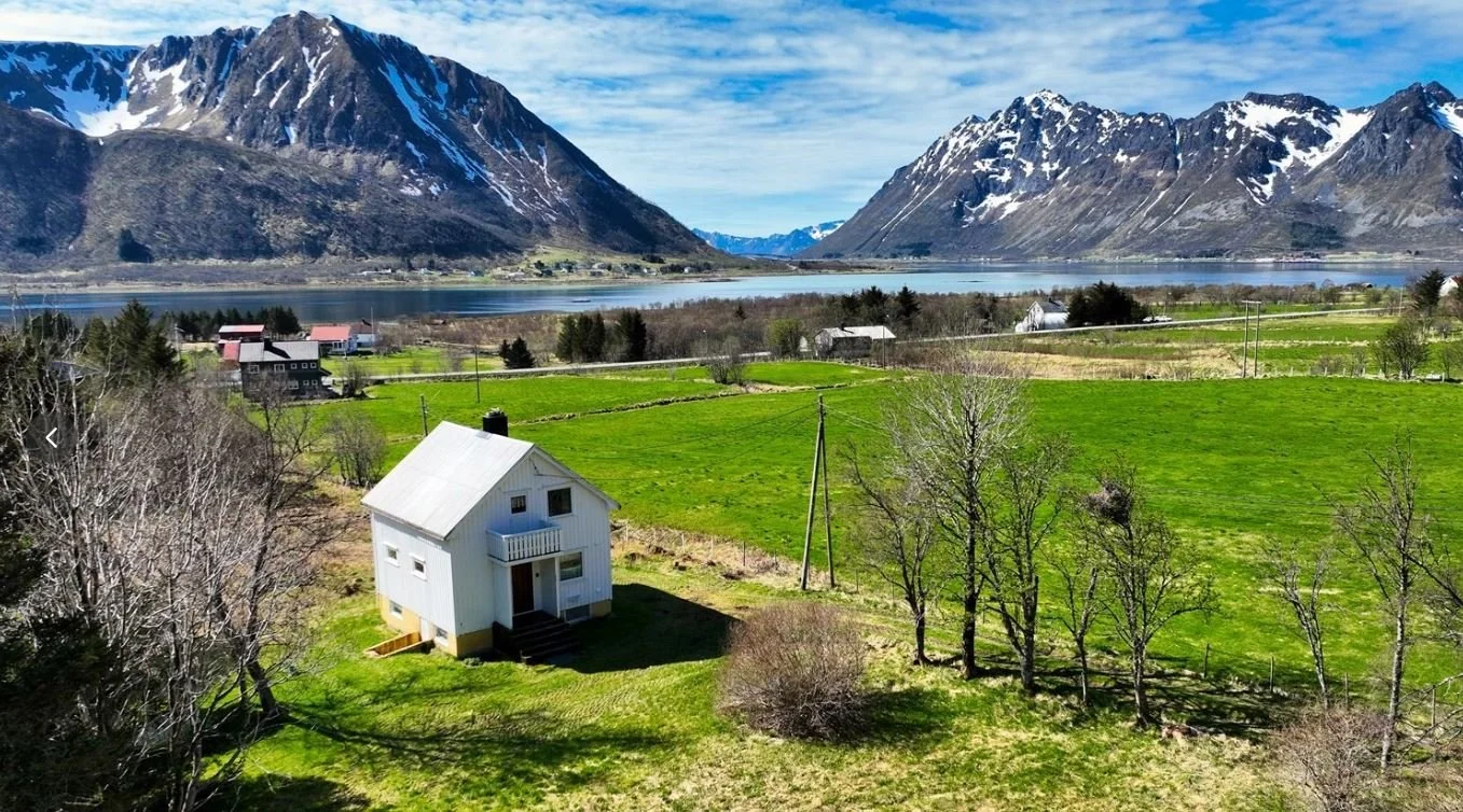 A Mid 1950's Home with Window Views in Norway - 1,600,000 kr