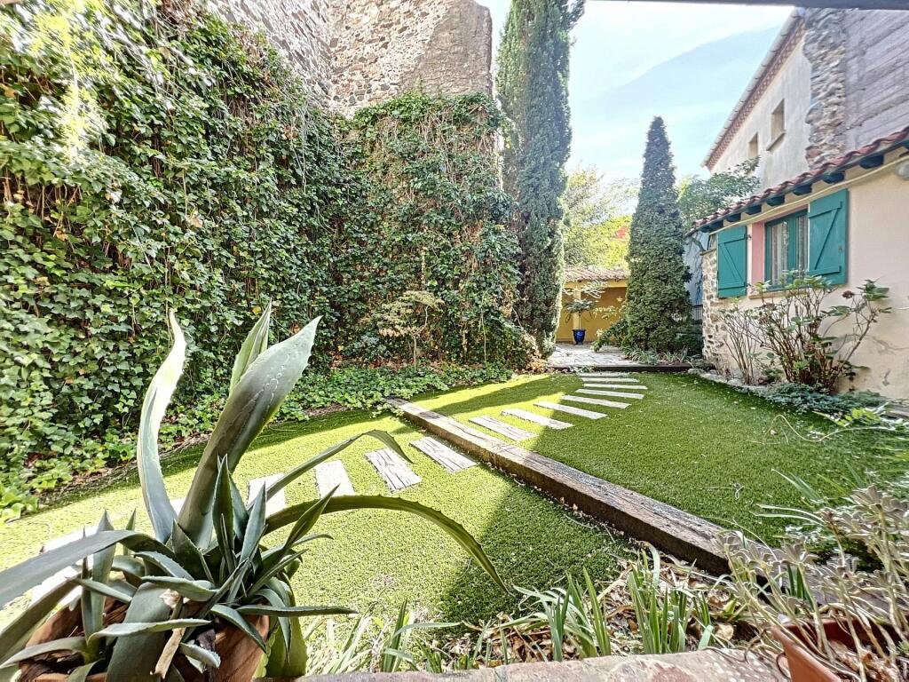 A Townhouse in Estagel, France - €199,000