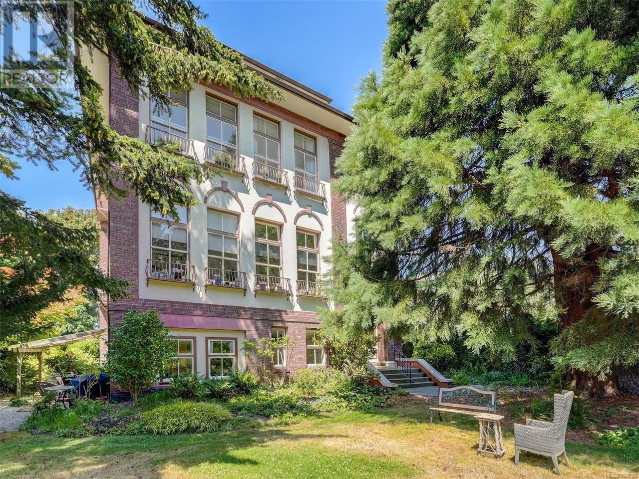 A Condo in a Converted School in Victoria, BC - C$685,000