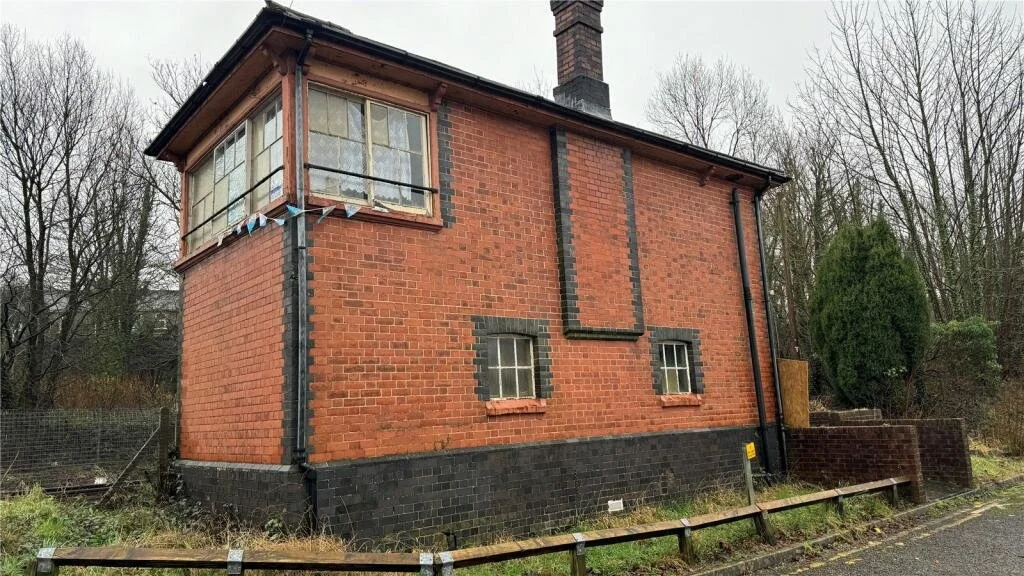 A 1910 Railway Signal Box, built in Wales - £50,000