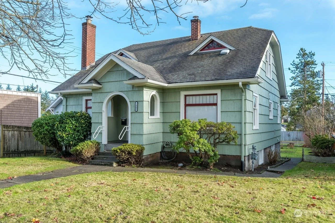 Charming Details in Everett, WA - $560,000