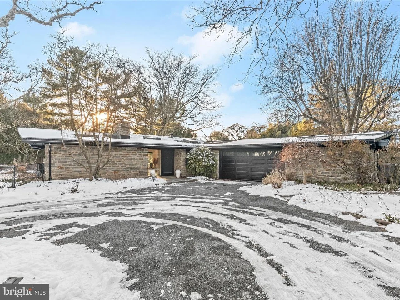 A MCM with Wolfgang Oehme Landscaping - $1,200,000