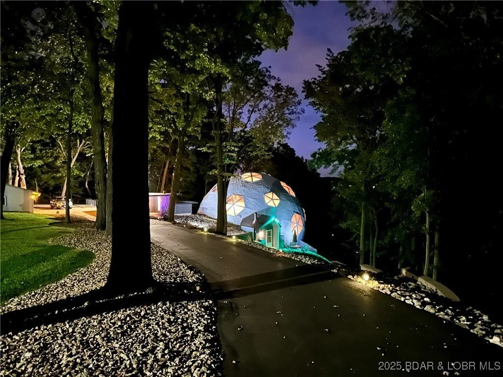 "The Orb" on 14 Acres in Sunrise Beach, MO - $675,000