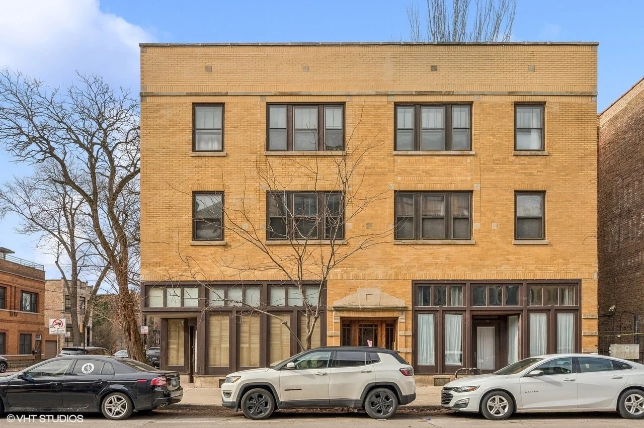 A Condo in a Converted Storefront in Chicago - $335,000