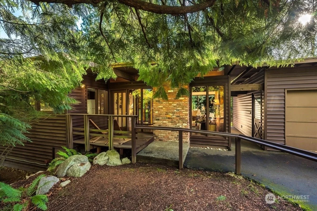 A John Burrows Home in Shoreline, WA - $949,000