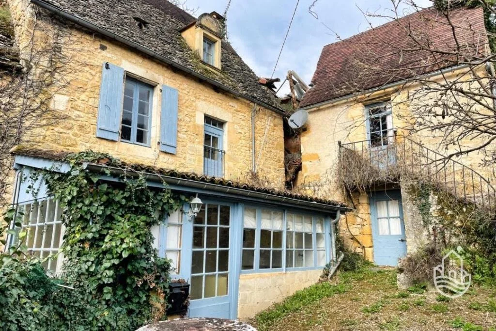 A Charming House in France - €160,500