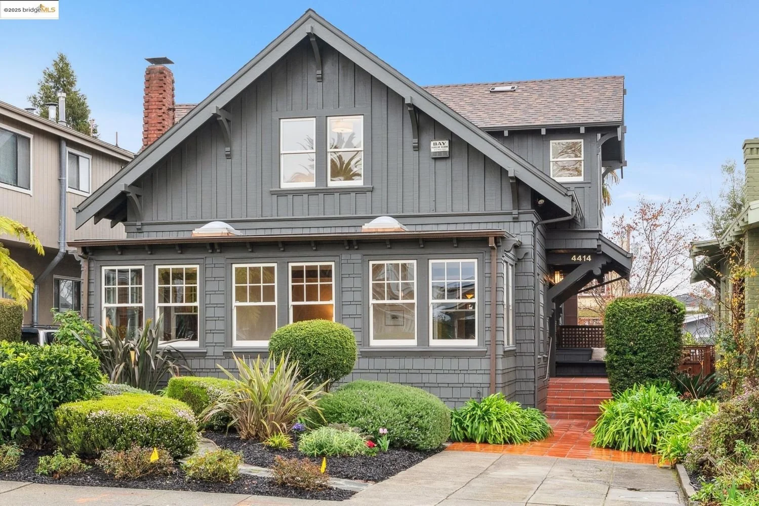 Craftsman Charm in Oakland, CA - $1,390,000