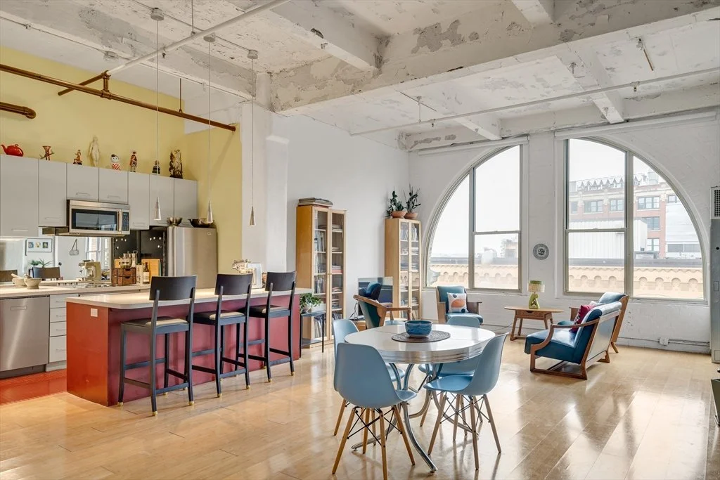 A Condo in the 1898 Boston Wharf Building - $523,793