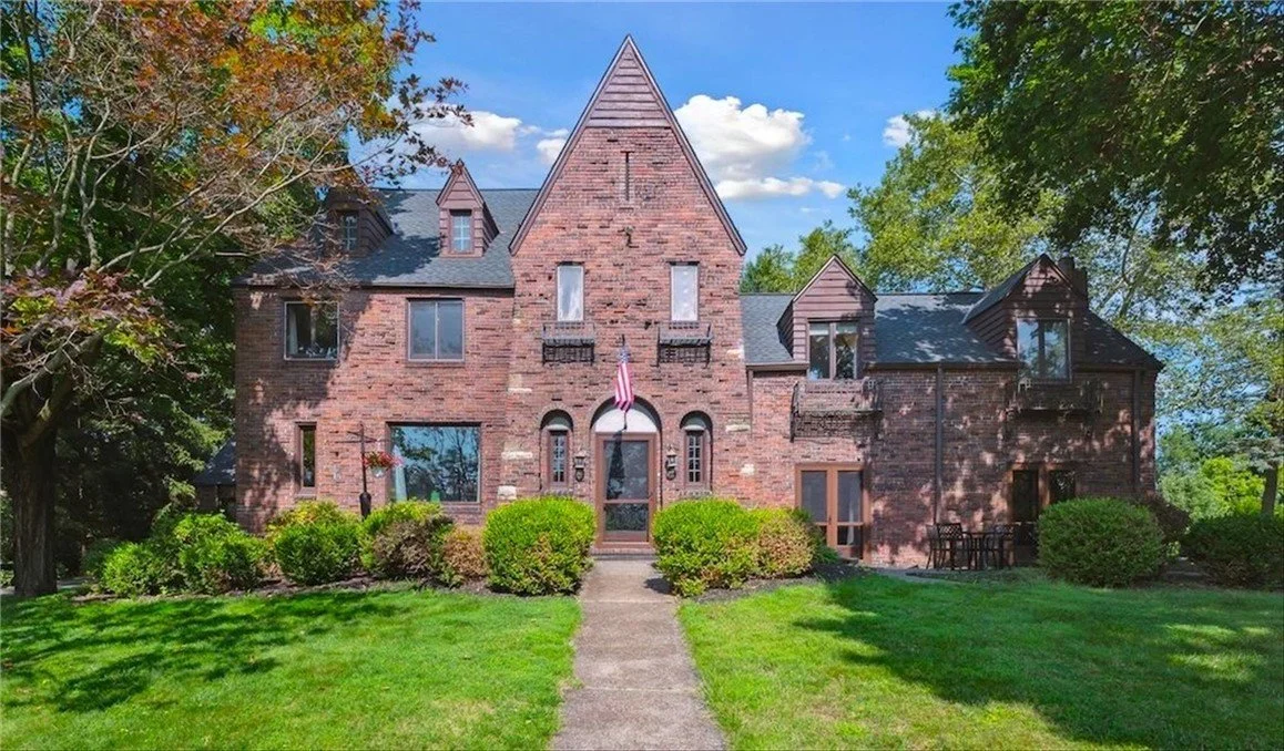 A 1920s Gem on Almost 5 Acres - $725,000