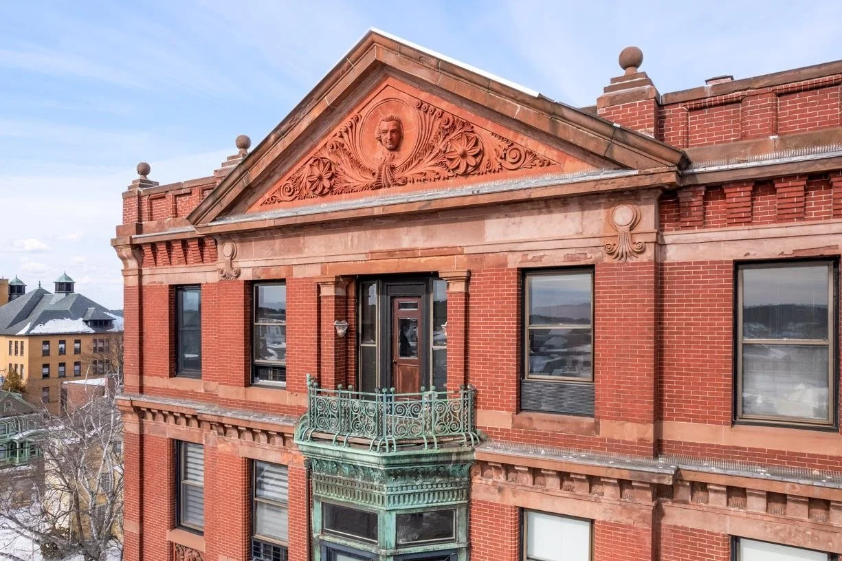 A Condo in the Iconic Rockingham Hotel - $699,000