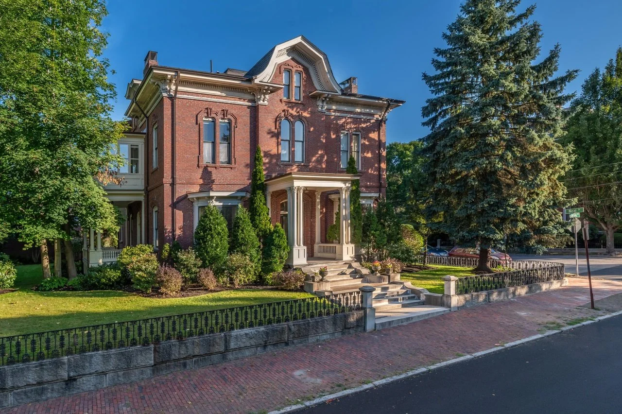 A Mansion &amp; Carriage House in Portland, ME - $2,485,000