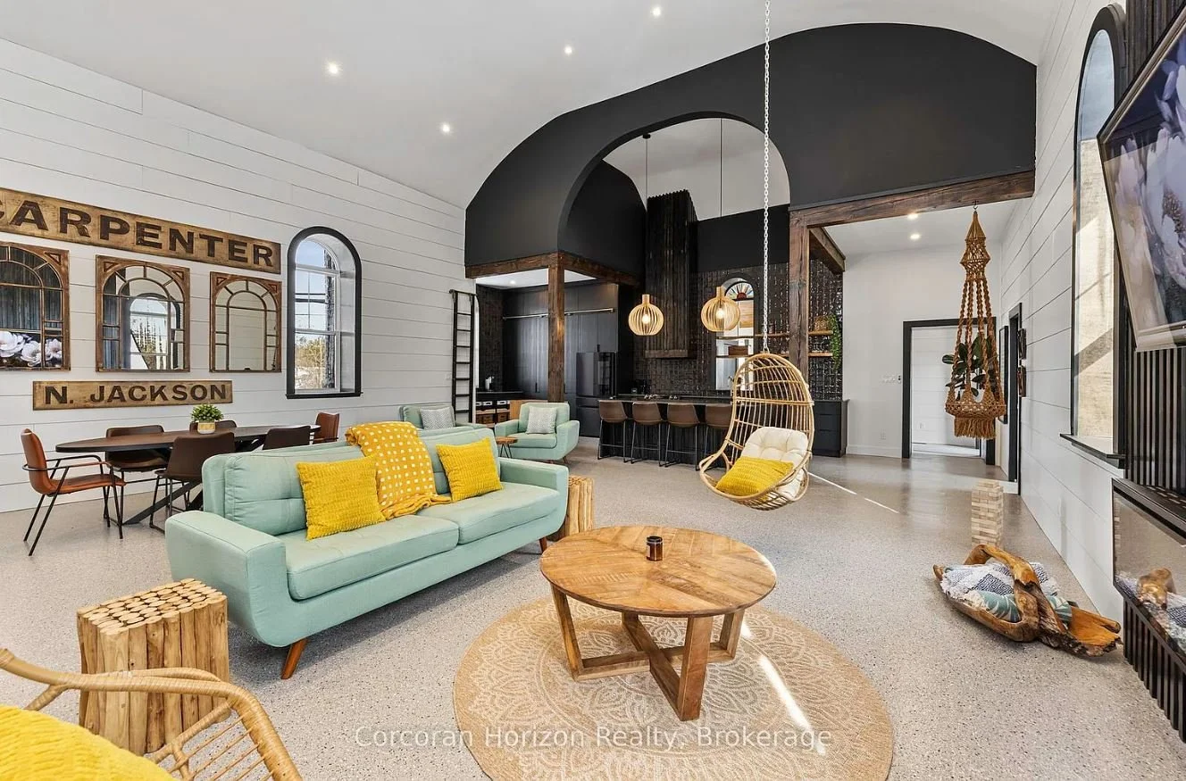 An 1886 Church in Burk's Falls, ON - C$1,274,999