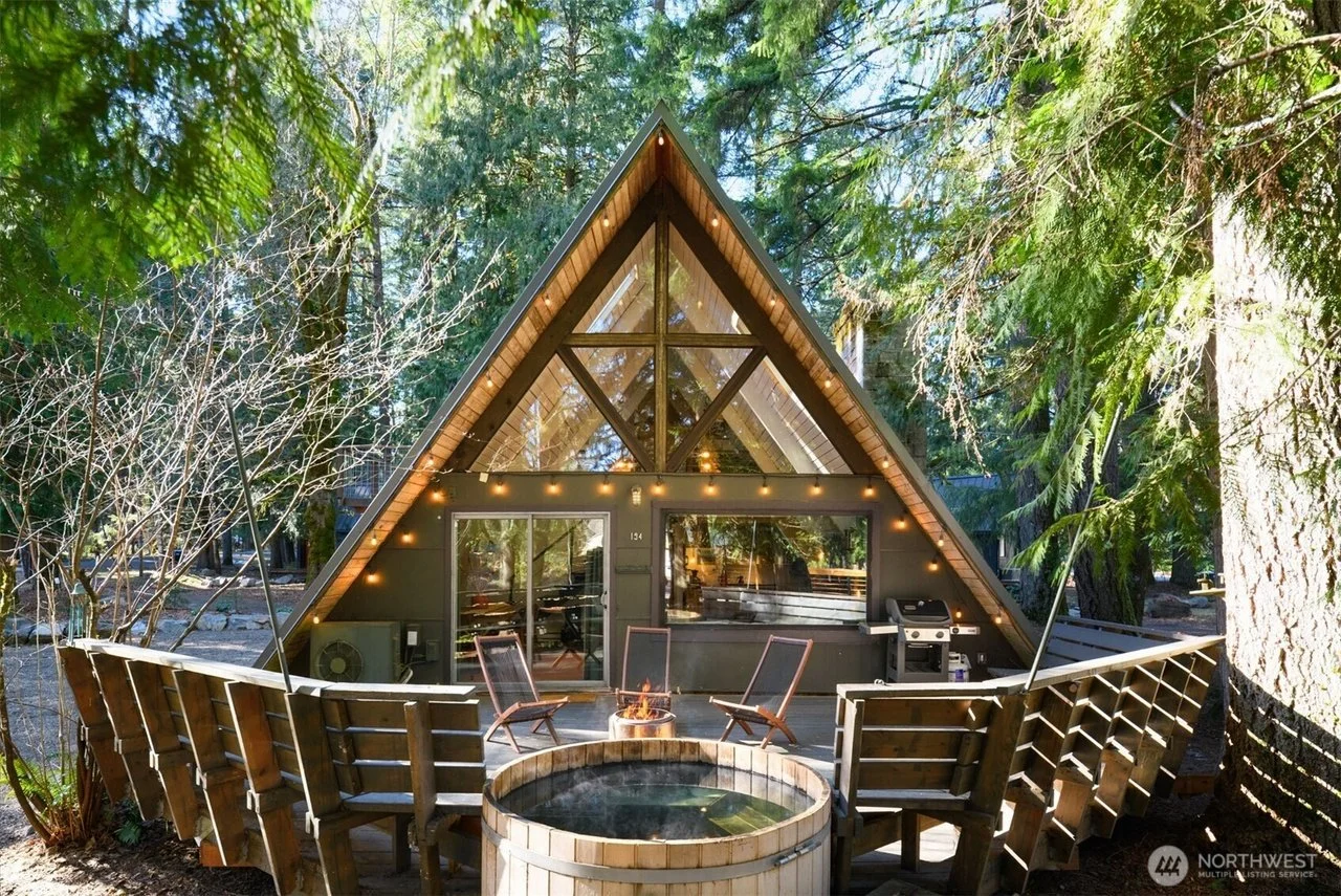 A  1965 A-Frame in Yakima, WA - $825,000